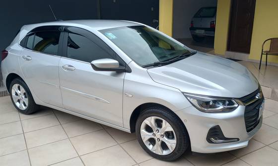 CHEVROLET ONIX 1.0 TURBO FLEX PREMIER AUTOMÁTICO